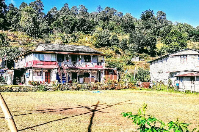 1 Night 2 Days Best Hiking in Pokhara - Food and Rest: Guest House Dinner, Lunch Stops, and Recovery