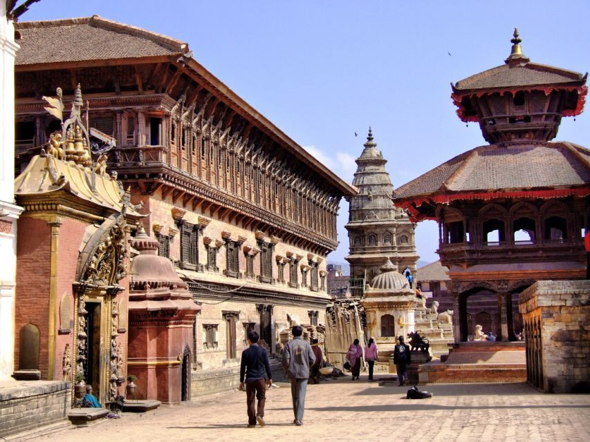 10 Days Nepal Adventure Tour from Kathmandu - Kathmandu Valley: Bhaktapur, Pashupatinath, Boudhanath, and Swoyambhunath