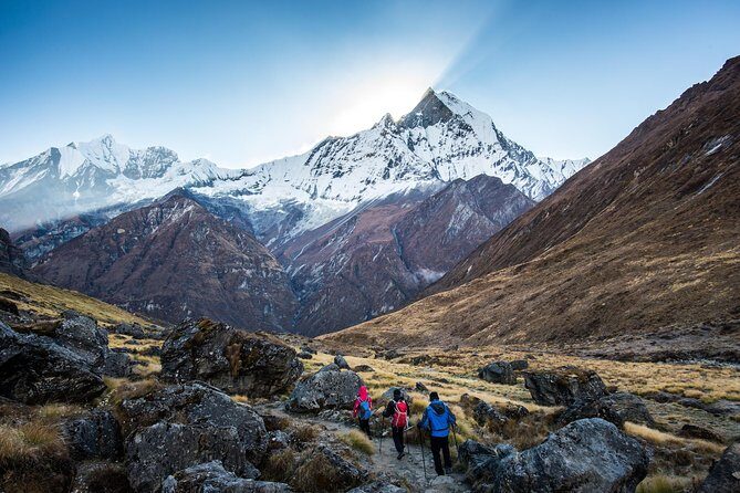 14 days Annapurna Base Camp Trek - Ghorepani and the Annapurna view build-up
