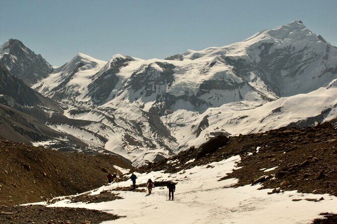 14 Days Annapurna Circuit Trek - Days 8–9: Yak Kharka to Thorong Phedi on rougher terrain