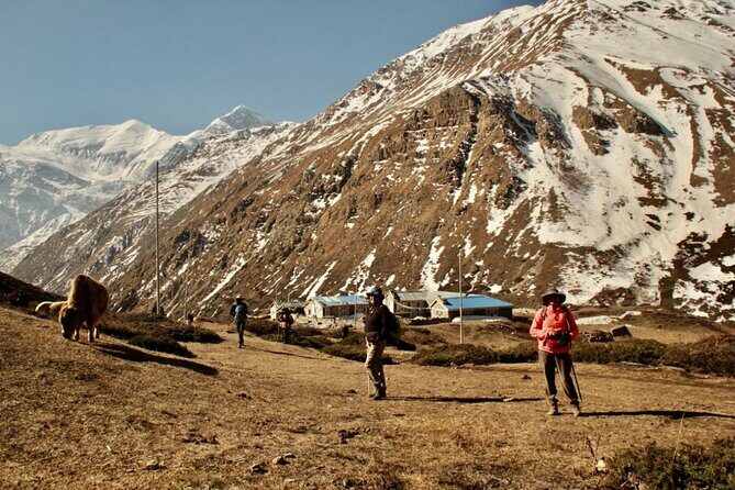 14 Days Annapurna Circuit Trek - Day 10: crossing Thorong La and descending toward Muktinath