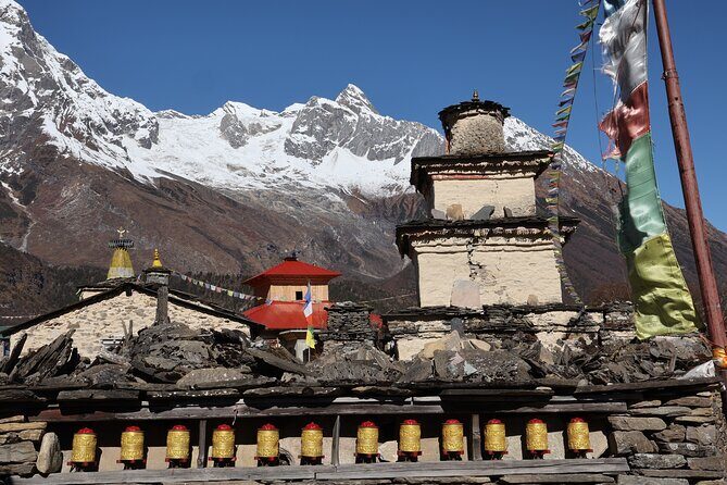 15 Days Manaslu Circuit Trek - Jagat to Deng to Namrung: villages that grow more Tibetan with altitude