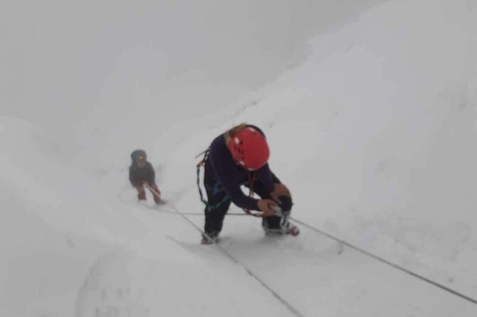 16 Days Island Peak Climbing With Everest Base Camp Private Trip - Descending via Pangboche: ending the big loop with a quieter pace