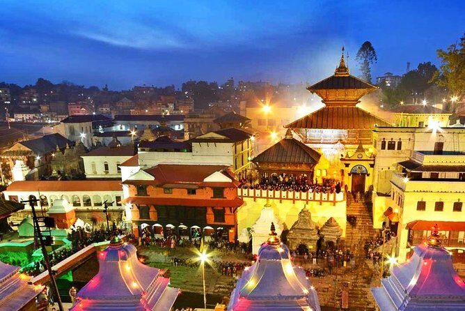 4-Days Kathmandu with Nagarkot Private Tour - Thamel at the start: an easy Kathmandu landing zone