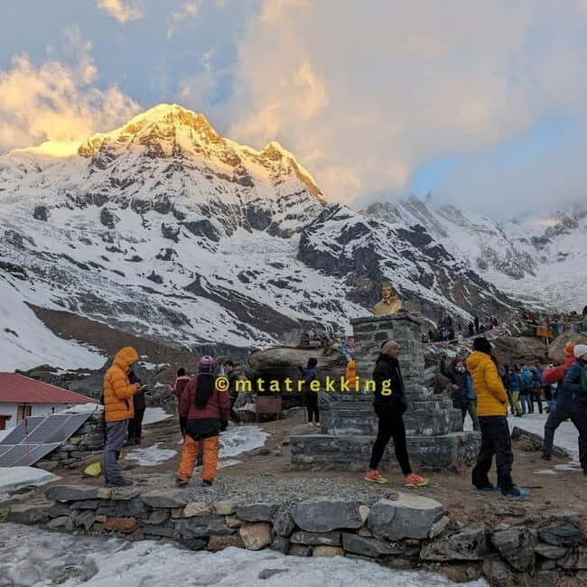 5-Day Annapurna Base Camp Trek with Natural Hot Springs - Day 2: Lower Sinuwa up to Deurali at 3,200 meters