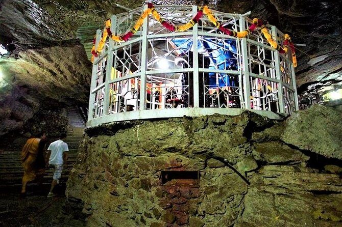5 night / 6 days Kathmandu Nagarkot Chitwan Pokhara tour - Sarangkot Sunrise at 5:30 AM, Then Pokhara Sights
