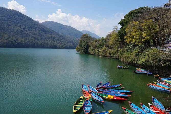 8 Days Tour in Nepal - Kathmandu, Chitwan & Pokhara (3 & 4 Star) - Travel days and comfort: 3- and 4-star hotels, breakfasts, and long bus stretches