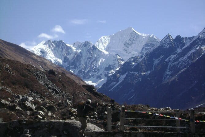 9 Days LANGTANG VALLEY TREKKING IN NEPAL - Langtang Village to Kyanjin Gompa: Tea-House Trek at High Altitude