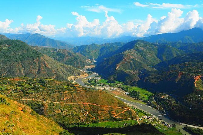 Annapurna Ghorepani Poon Hill trek from Pokhara short and easy hike in Himalaya - Annapurna Ghorepani Poon Hill: The Trek’s Real Promise