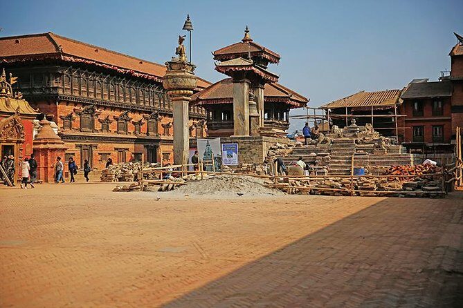 Bhaktapur Sightseeing - Guide impact: Dipesh Sapkota and Rabina set the tone