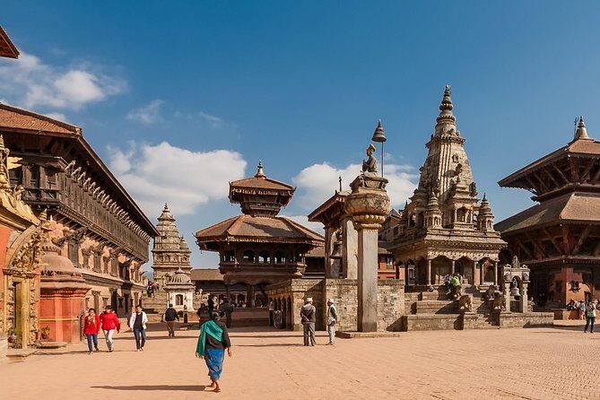 Bhaktapur Sightseeing with Nagarkot Sunset Tour - The walking pace: easy enough for most people