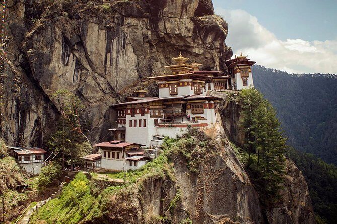 Bhutan Tour- 4 DAYS 3 NIGHTS - What you get in 4 days: comfort, pace, and fewer headaches