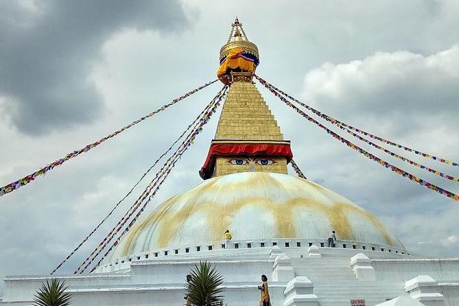 Chitwan Jungle Safari-All inclusive 3 Days Chitwan Tour - Tharu culture and village-style moments: more than just animals