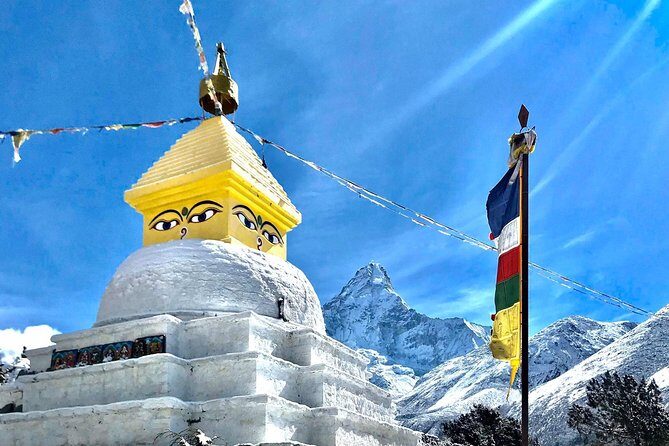 Everest Base Camp & Gokyo Ri Trek - Up to the Gokyo lakes: Ngozumpa Glacier and emerald water days
