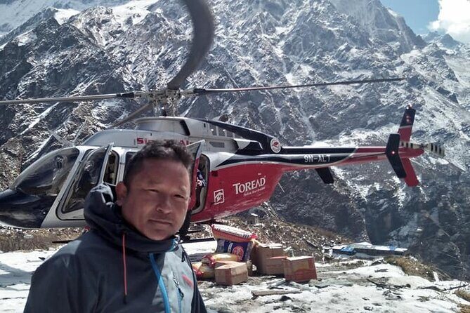 Everest Base Camp Landing by Helicopter at kalapathar View Point - Overfly and Kalapathar: The Everest Moment in 10 Minutes