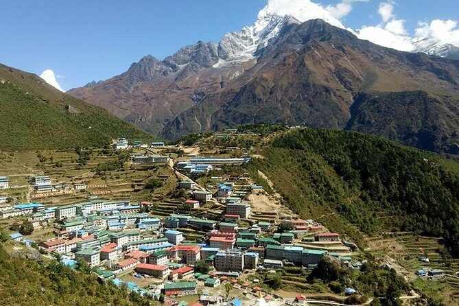 Everest Base Camp Trek - Pangboche to thin-air days: Nangkartshang peak and staying warm in the climb