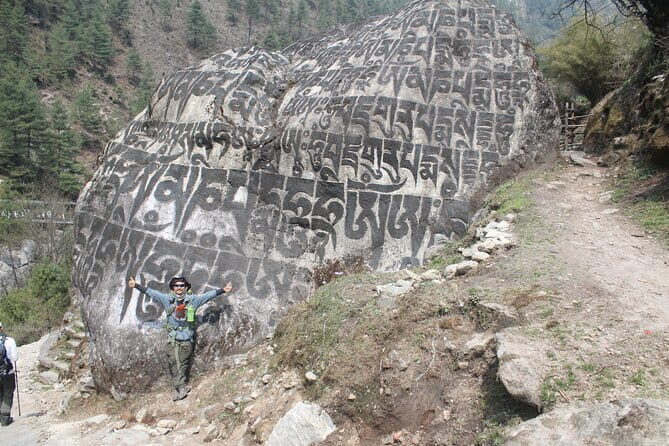 Everest Base Camp Trek from Kathmandu 12 Days - Day 7: Lobuche, with boulder terrain and tougher walking