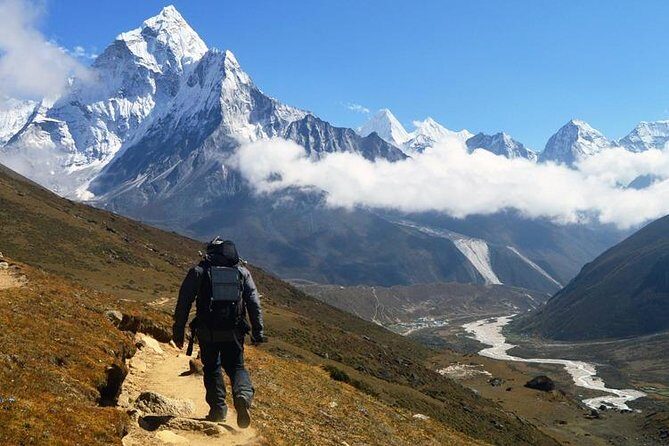 Everest Base Camp Trek Via Salleri - Lobuche to Gorekshep: the push to Everest Base Camp