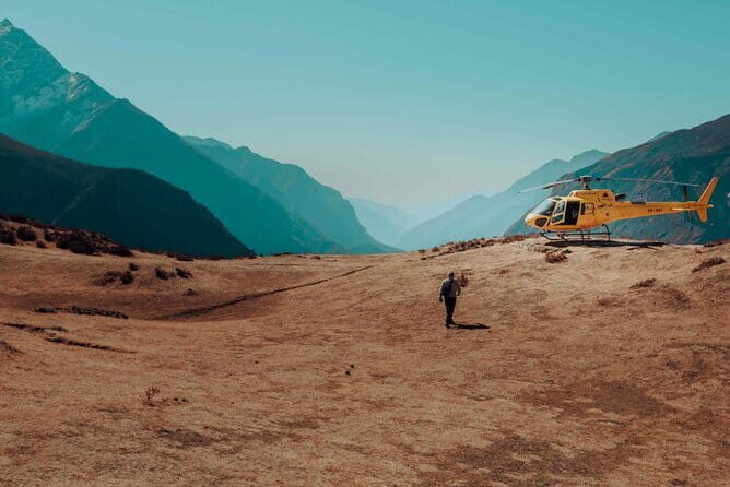 Everest Base Camp trek with Helicopter return 9 days - Namche Bazaar acclimatization and the Everest View Hotel reset