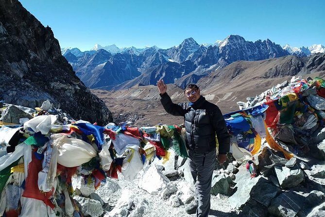Everest Base Camp With Chola Pass via Gokyo Lakes - Dzongla to Lobuche: shorter day, serious views