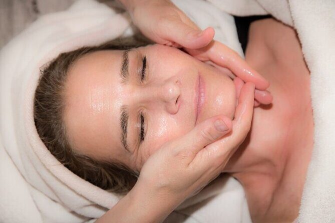 Facial Treatment with Fruits in Pokhara with Hotel Pickup - Fruit Facial Time in Pokhara: How the 1-Hour Flow Works