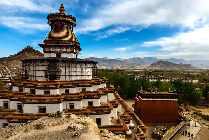 Fixed Departure Tibet Overland Group Joining Tours. - Transport, Hotels, and the Group Size Sweet Spot