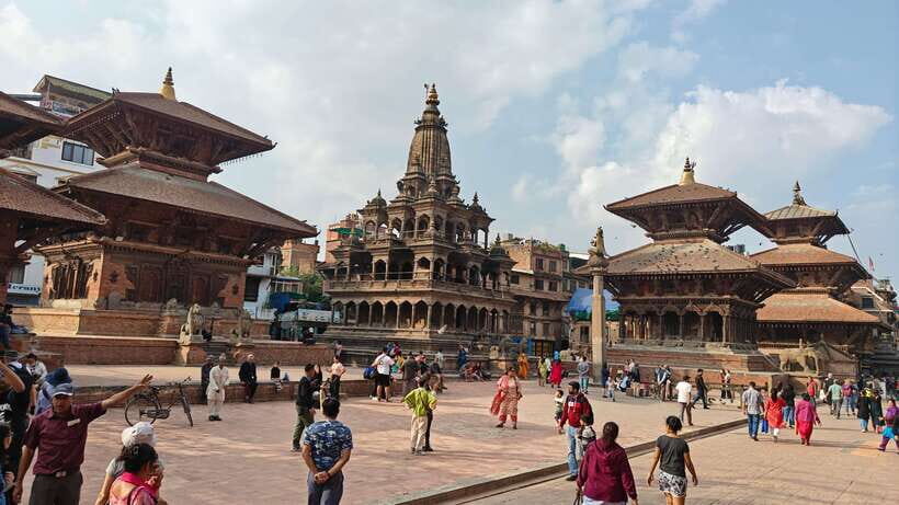 From Kathmandu: 3 Major Durbar Square Guided Tour - How the 5-hour private loop from Thamel really works