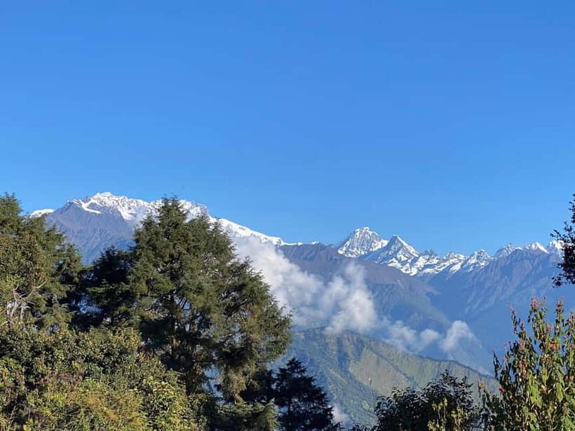 From Kathmandu: 5-Day Gosaikunda Lake Trek - Guide Support and the Small-Group Advantage