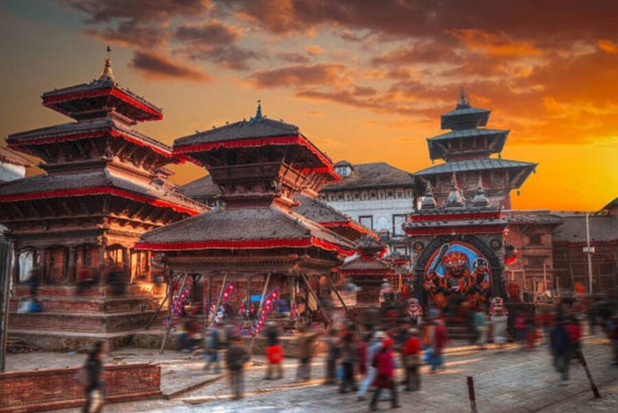 From Kathmandu: Half-Day Guided Tour of Bhaktapur - Bhaktapur in 4 hours: what the timing really means