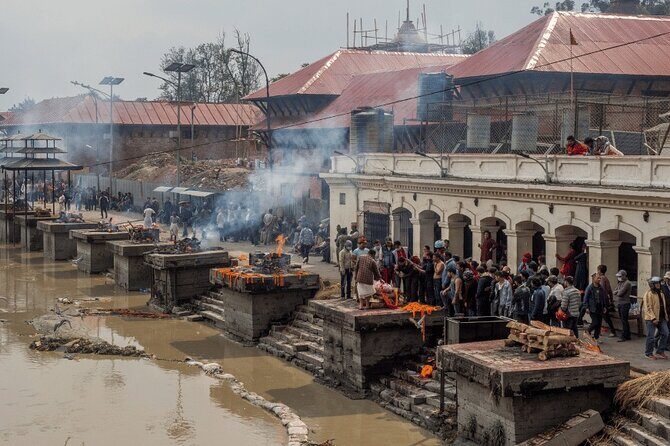 Full Day Kathmandu City Tour: Highlights of the Kathmandu Valley - Bhaktapur Durbar Square: Carvings, Palaces, and What to Look For