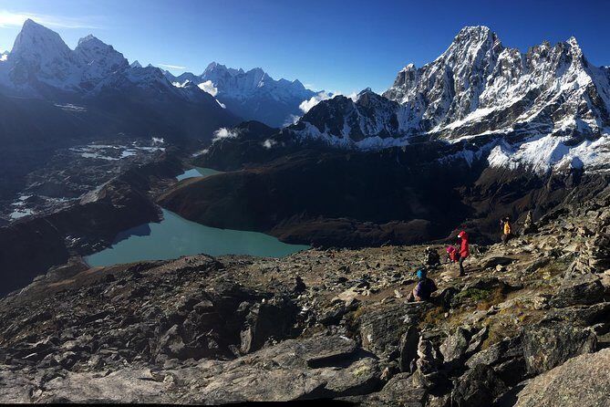 Gokyo Lakes And Renjola Pass Trek - 12 Days - Renjo La Pass (5,345m): early rise, serious bragging rights