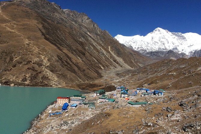 Gokyo Valley Trek - Acclimatization in Namche and the climb to Phortse and Machhermo
