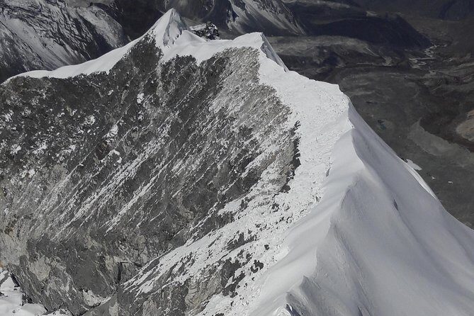 Island Peak Climbing - 20 Days - Lukla flight and the first trekking rhythm to Phakding and Namche