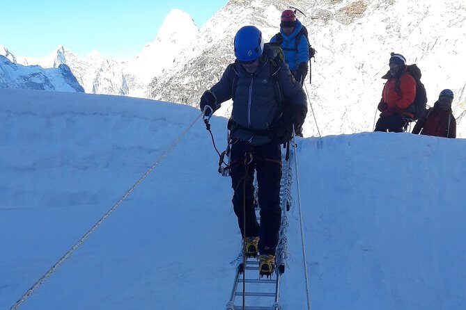 Island Peak Climbing - 20 Days - Why the reserve day matters (even when you’re sure weather will cooperate)