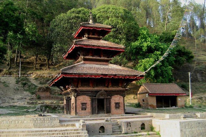 Kailashnath Mahadev, Panauti and Namo Buddha Monastery Sightseeing - Kailashnath Mahadev statue: hill climb, valley views, and the included ticket
