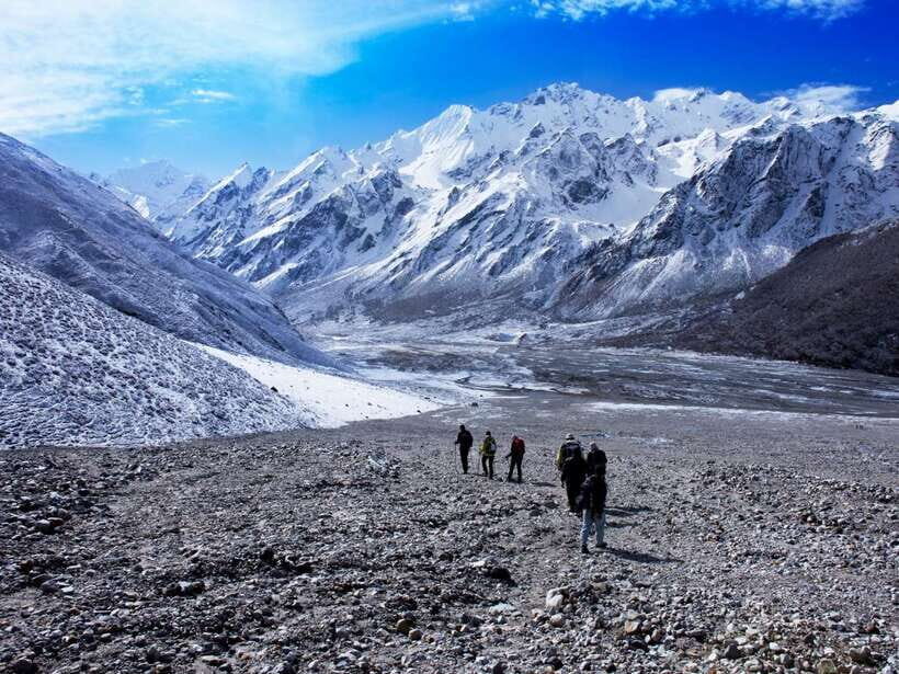 Kathmandu: 6 Days Langtang Valley Trek - Day 2: Pahiro to Ghoda Tabela (2,900m) Through Forests and Water Moments