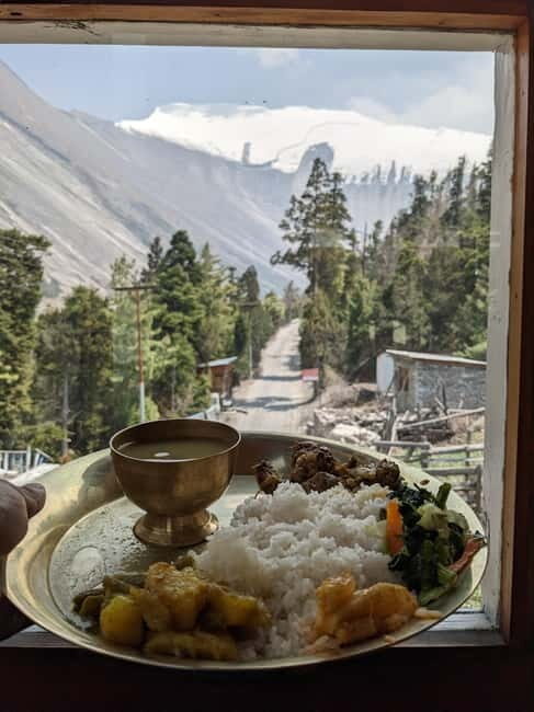 Kathmandu: 9-Day Annapurna Circuit Trek via Thorong La Pass - Kathmandu to Dharapani: setting your pace for the trail ahead