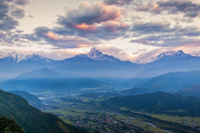 Kathmandu and Pokhara: 6 Days in the Heart of Nepal - Kathmandu in a focused day: Durbar Square to Swayambhunath