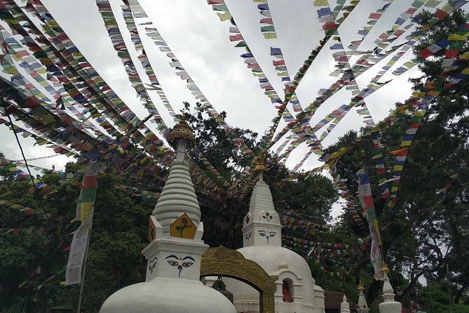 Kathmandu and Pokhara: A Journey Through Nepal's Cultural and Natural Wonders - The tour style: tight timing, supportive team energy, and how to make it work for you