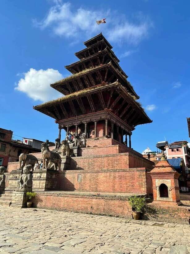 Kathmandu: Bhaktapur and Nagarkot Sunrise to Sunset Tour - Nagarkot Sunrise: Where the Himalaya Starts to Show Up