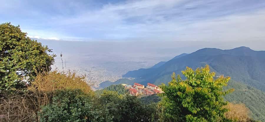 Kathmandu: Champadevi - Chandragiri Hike & Cable Car Descent - From Kathmandu to Bhanjyang: the climb starts in earnest