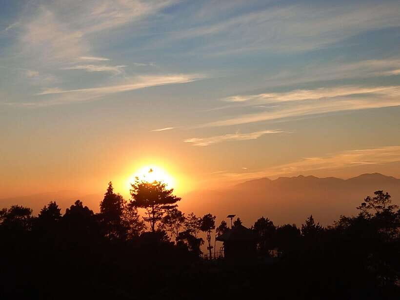 Kathmandu: Chandragiri Cable Car Half Day Tour - The hilltop viewpoint: where Kathmandu feels big