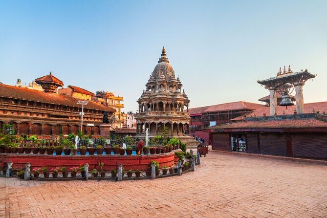 Kathmandu: Chandragiri Hills & Swayambhunath Tour- 5 Hours - Swayambhunath Temple (Monkey Temple): the stupa and the 360° view