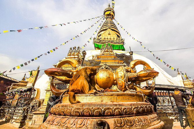 Kathmandu Day Tour - Swayambhunath: Monkeys, elevation, and getting your bearings