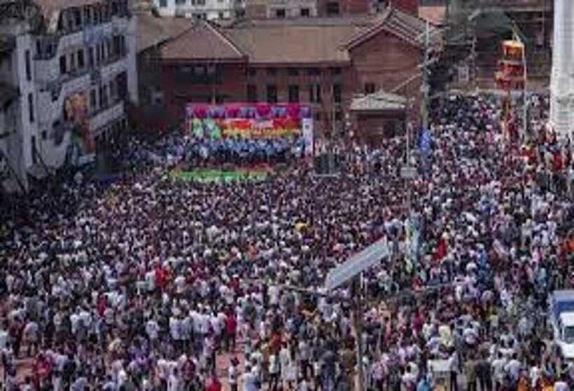 Kathmandu Durbar Square | Holi Festival Celebration 2 March - Lunch and street-food energy: keep your day fueled