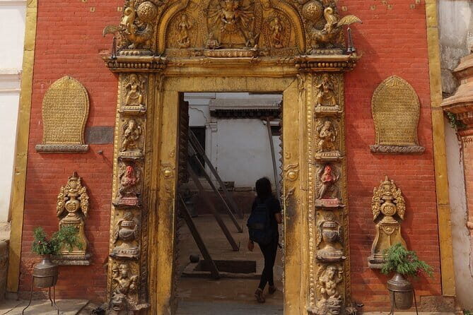 Kathmandu Heritage Day Tour - Stop 2: Boudhanath Stupa’s scale and the soundscape