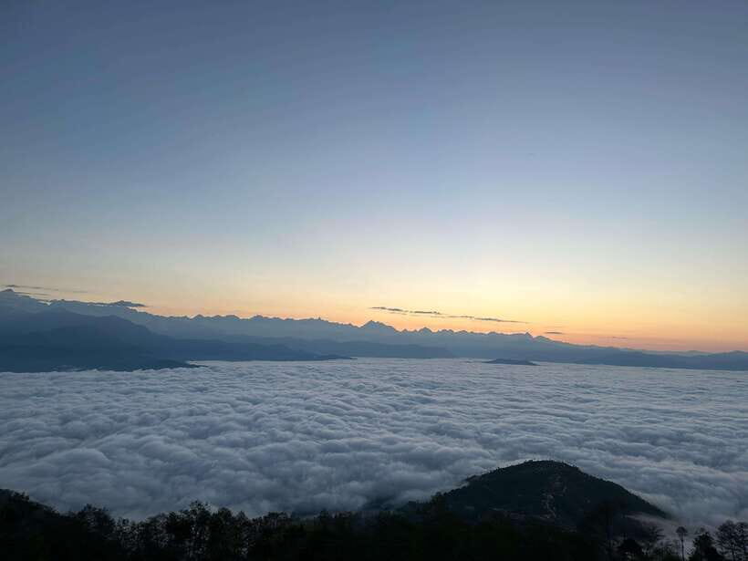 Kathmandu: Nagarkot Sunrise & Hiking to Changunarayan - Choosing your sunrise style: car tour or sunrise hike