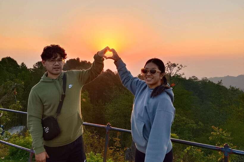 Kathmandu: Nagarkot Sunrise Tour Private or Group with Lunch - The Drive to Nagarkot: Comfortable, Timed, and Worth It