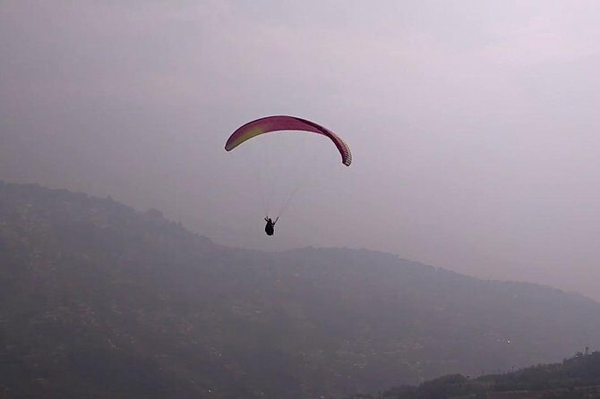 Kathmandu Paragliding - Photos, videos, and the gift of a souvenir you didn’t have to shoot