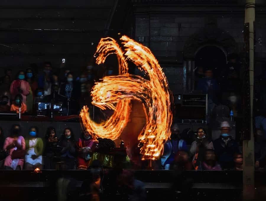 Kathmandu: Pashupatinath Aarati & Cremation Evening Tour - Pashupatinath at Night: Why This Feels Different